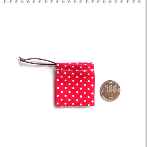 豆巾着＼ドット柄／ゴム紐・ミニチュア 巾着袋（赤 レッド 水玉