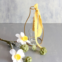 【ラッパスイセンとクーゲル】｜アーティフィシャルフラワー 花瓶アレンジ| 冬｜ギフト・インテリア雑貨 6枚目の画像