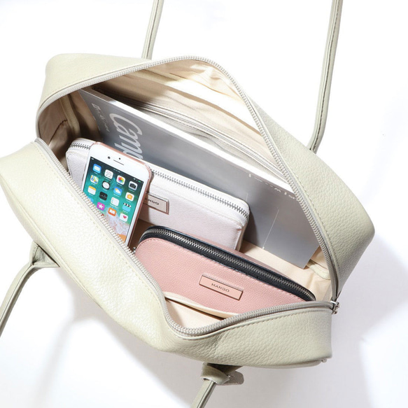 熱門方形波士頓包，日本製造，全牛皮，真皮，輕便，真皮收縮，銀色金屬光澤 第5張的照片