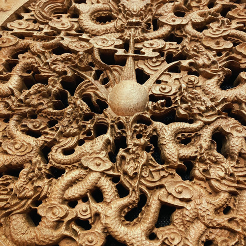 Amazon.co.jp: 透かし彫り中華華表龍騰流雲幡龍柱 工芸品 美術品 Amazon.co.jp: 透かし彫り中華華表龍騰流雲幡龍柱 工芸品 美術品