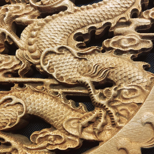 独龍戯珠 26.5cm（龍・竜・雲) 参次元彫刻『雅』透かし彫 楠彫刻