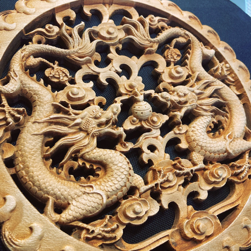Y2556 高級彫刻 透かし彫り 花彫刻 蓋物 総重量89.7g Amazon｜【参次元彫刻コレクション 全40種】 (鳳凰牡丹2