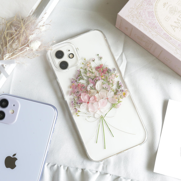 ナチュラルピンクのブーケ 押し花スマホケース iPhone15Android カスミソウ スマホケース　16e 7枚目の画像