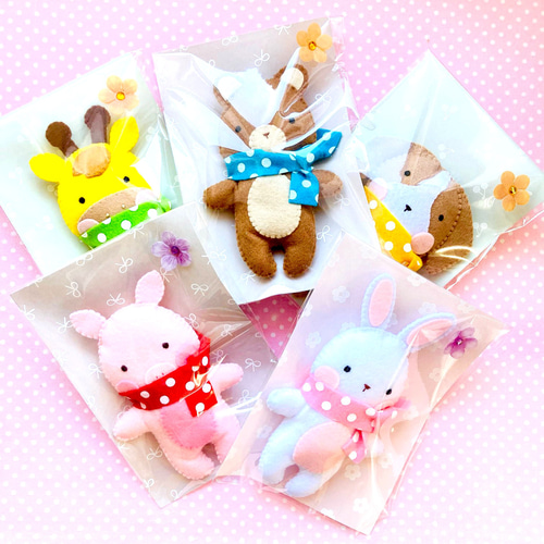 うさぎのちいさいともだち : かわいいフェルトマスコット　新装版 うさぎのちいさいともだち: HANDCRAFT BOOK かわいいかんたん