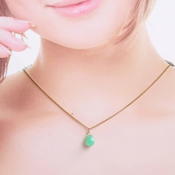 クリソプレーズ【Chrysoprase】ひと粒ネックレス 3枚目の画像