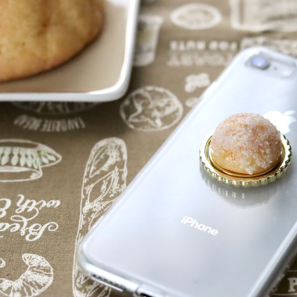 棕色瓜麵包智慧型手機戒指 第2張的照片
