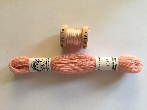 フランス製シルク糸Au vert à soie と極細毛糸 -ピンク 1枚目の画像
