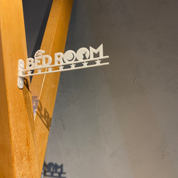 『BED ROOM（ベットルーム/寝室）』_サイン/看板/ルームプレート/案内板_008 6枚目の画像
