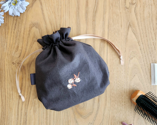 COACH フラワー刺繍 ポーチ 保存袋付き COACH フラワー刺繍 ポーチ 保存袋付き バッグ