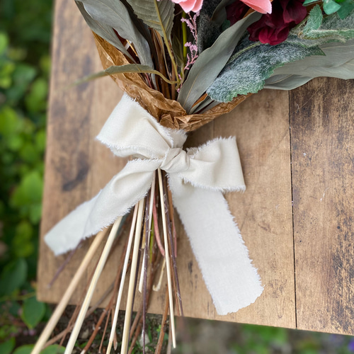 パンパスグラスを使ったふわふわの秋色スワッグ ドライフラワー