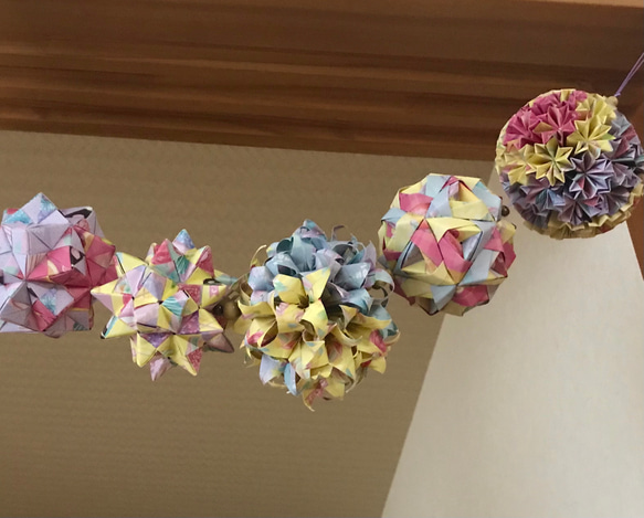 ☆専用ページ☆吊るし飾り 彩り9連 桃色 くす玉お花 Amazon.co.jp: ペーパークラフト お花 8個セット くす玉 花