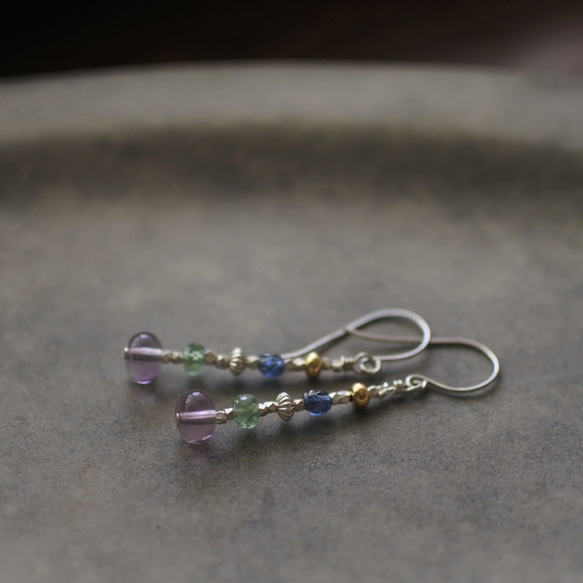 カレンシルバー　フローライト　グリーンカイヤナイト　ヴィンテージビーズのピアス（Silver925）orイヤリング 6枚目の画像