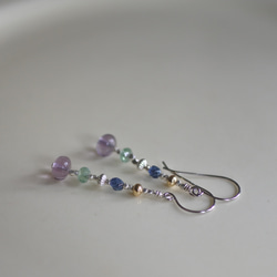 カレンシルバー　フローライト　グリーンカイヤナイト　ヴィンテージビーズのピアス（Silver925）orイヤリング 4枚目の画像