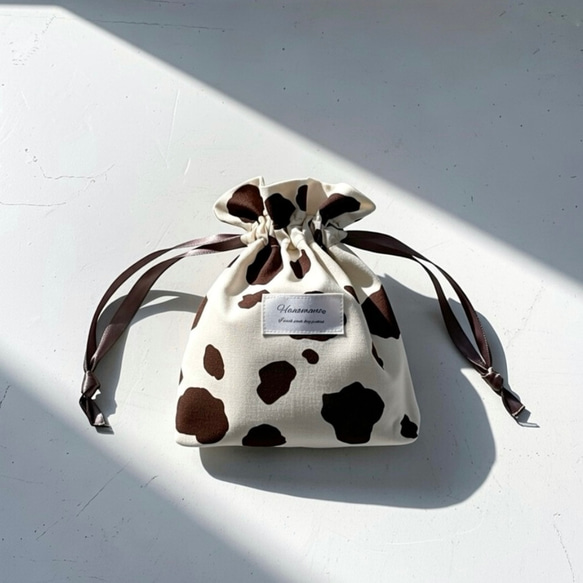 巾着ポーチ／軽くてしっかり/マチ付き/通帳・コスメ・サニタリー・小物