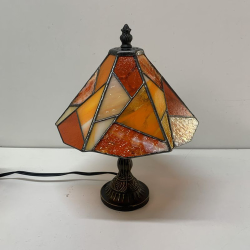 色彩オレンジ色のランプ オレンジ色のステンドグラス インテリア雑貨