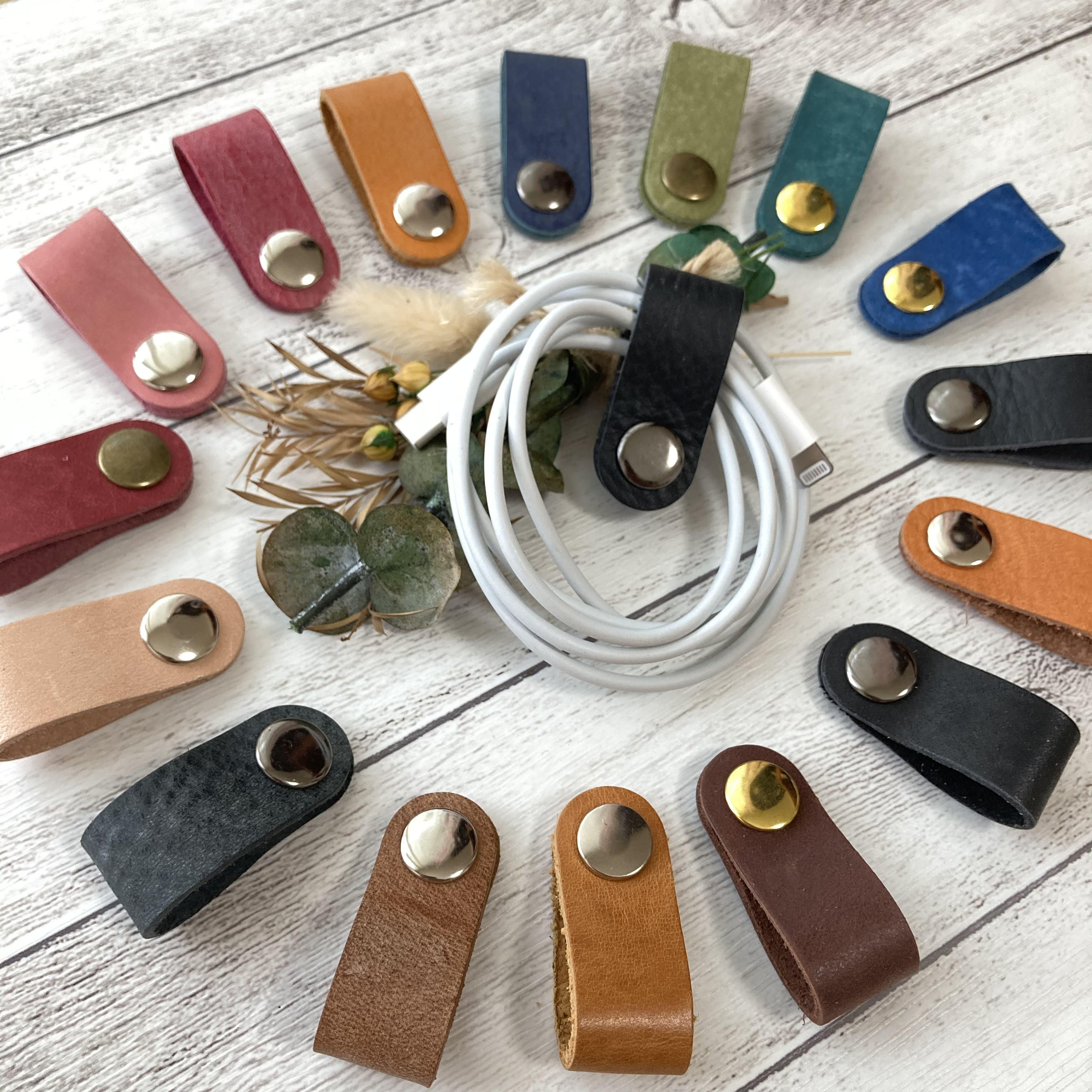 本革　コードクリップ 本革　コードクリップ