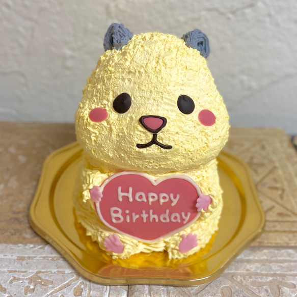 ピンクのケーキ型置物 マスコット付き ピンクのケーキ型置物 マスコット付き
