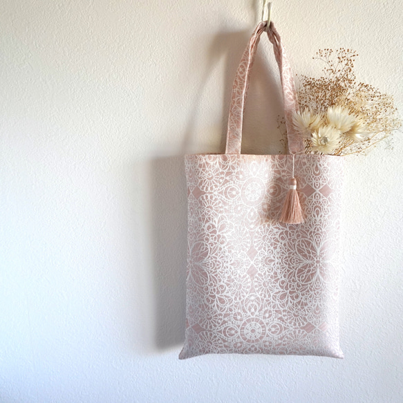 ハンドメイドピンクが映え映えずきゅんバッグ