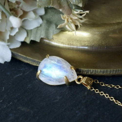 再販x2 レインボームーンストーン ペンダントトップ 18kgp（ヘアライン