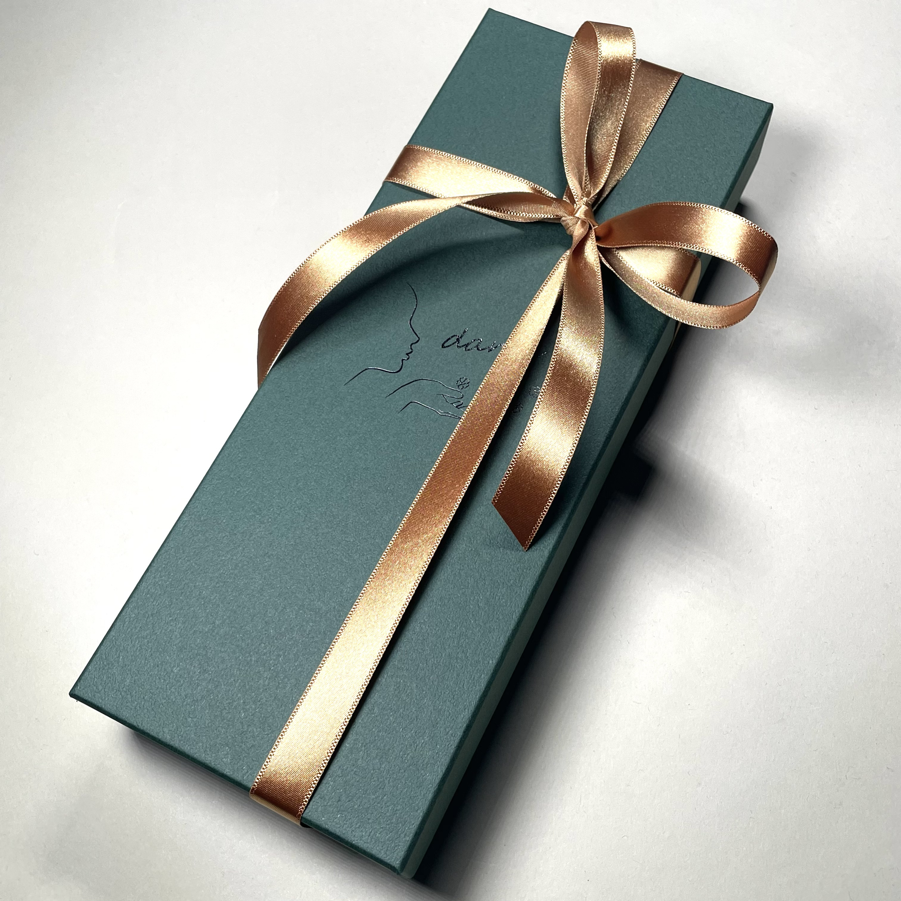 【受注製作】ボルドー／イタリア生地／ネクタイ／プレゼント　【別途】メッセージ・イニシャル刺繍オーダー