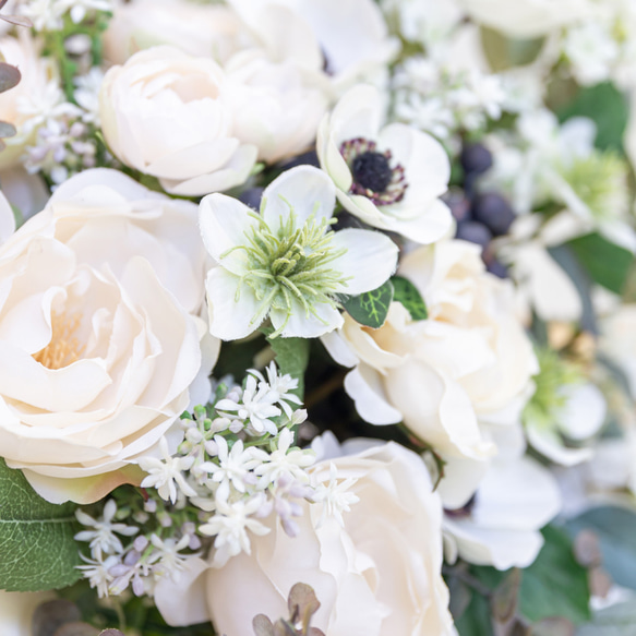 【送料無料】ホワイトローズとアネモネのナチュラルウェディングブーケ・ブートニアセット　造花ブーケ　白くすみグリーン 14枚目の画像