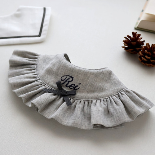 フリルスタイ ୨୧ 刺繍 お名前 ୨୧ リボン グレー スタイ
