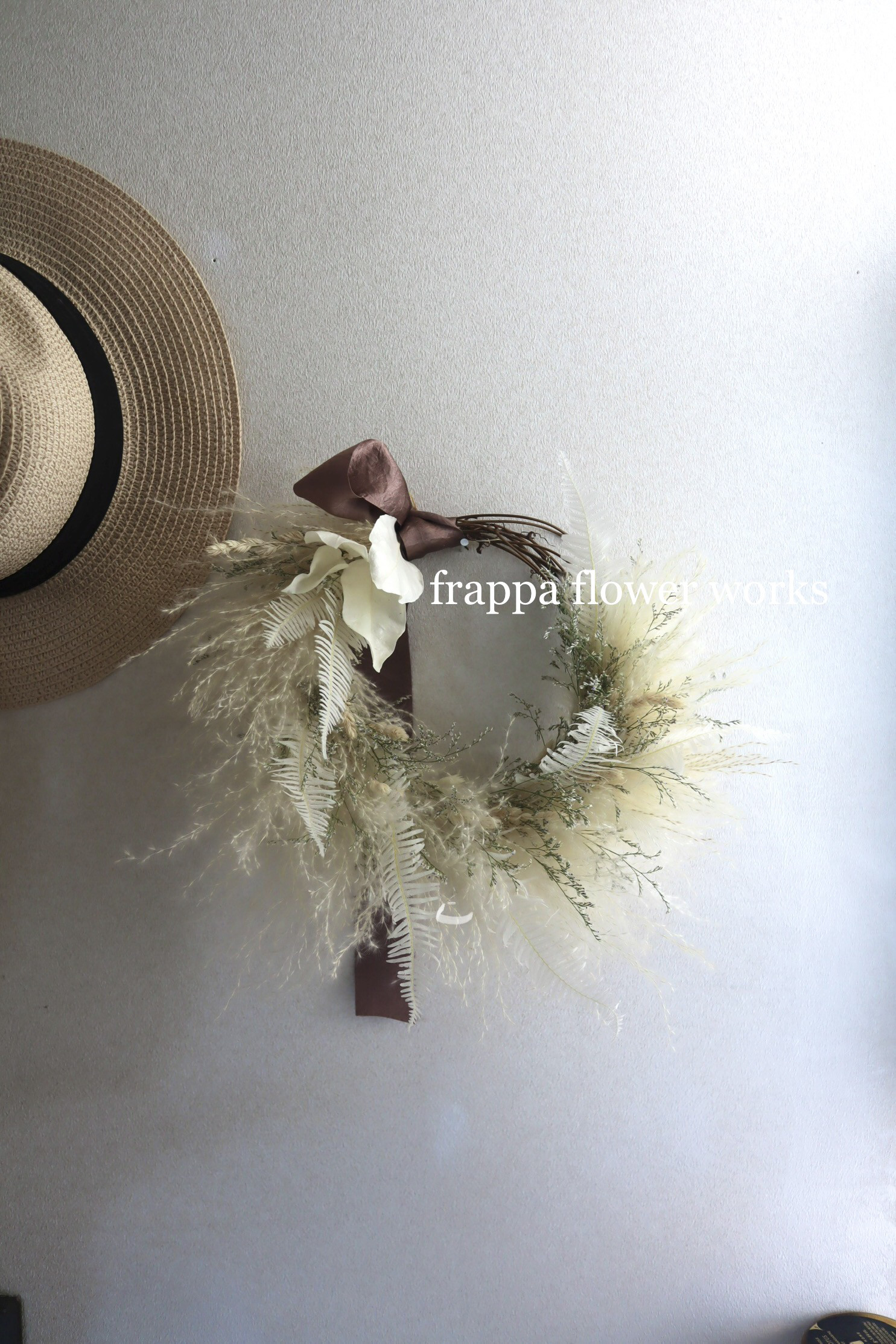 ■パンパスグラスのfluffyハーフリース■　ドライフラワー　ホワイトリース　ギフト　インテリア　お祝い　母の日