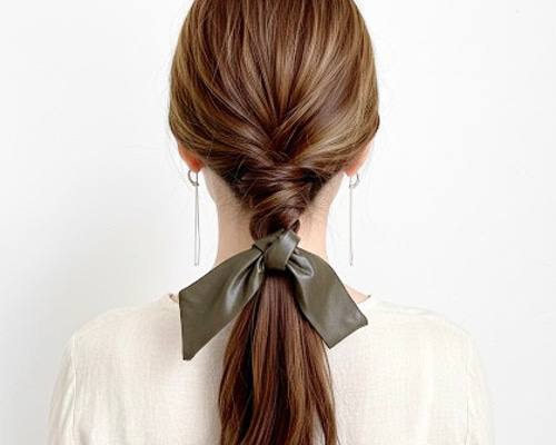 カーキブラウン】レザー調 ワイヤーリボン ヘアゴム / ヘアワイヤー