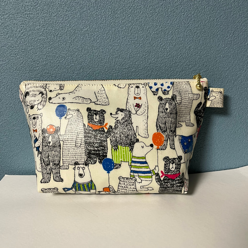 ［cafe mochaさま専用］マルチポーチ　ラミネート生地　ハンドメイド❤︎ cafe mochaさま専用］マルチポーチ ラミネート生地 ハンドメイド❤︎