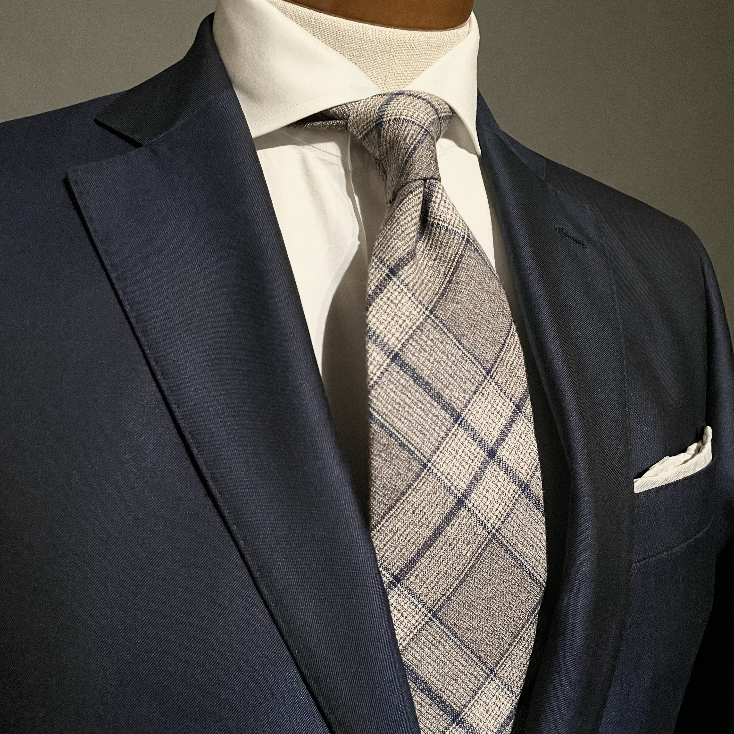 【受注製作】メランジグレー／チェック／イタリア生地／ネクタイ／プレゼント【別途】メッセージ・イニシャル刺繍オーダー