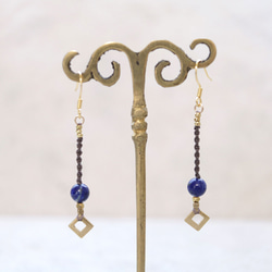 天然石一粒ーシンプル真鍮とラピスラズリマクラメピアスmacp079軽やかに揺れるアレルギーフリーのアクセサリー 2枚目の画像