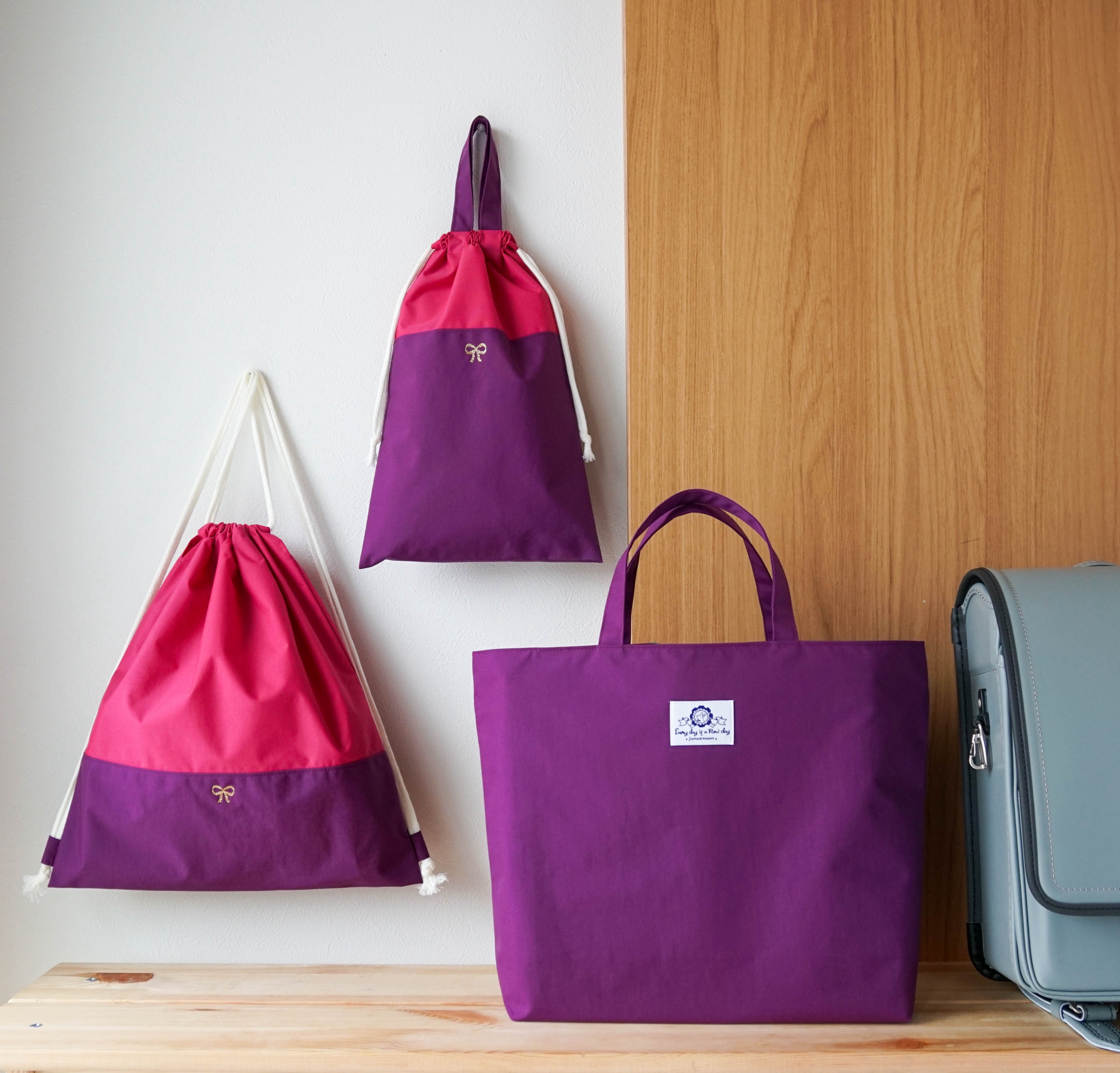 日本製ナイロン　３点セット　ファスナー付きトートバッグ　上履き入れ　ナップサック　巾着　撥水　防水　小学生　女の子　入学