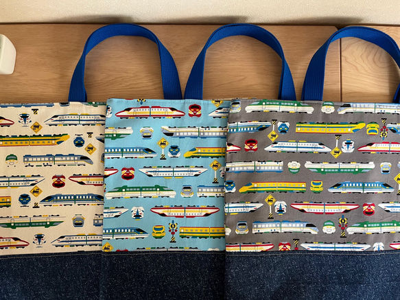 ★送料無料★ループ付き色♪サイズ、ショルダー選べます 新幹線 電車 レッスンバッグ　 男の子　絵本バッグ 絵本袋 大きめ 10枚目の画像