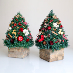 《毎年飾れる》飾りいっぱいの森の物語☆トナカイ走る木の実たっぷりクリスマスツリー／ブラウン花器 10枚目の画像