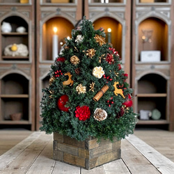 《毎年飾れる》飾りいっぱいの森の物語☆トナカイ走る木の実たっぷりクリスマスツリー／ブラウン花器 5枚目の画像