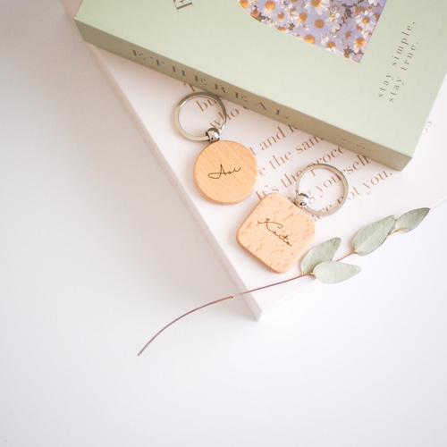 【ももオーダーページ】ネームキーホルダー ももオーダーページ】ネームキーホルダー オリジナルネーム