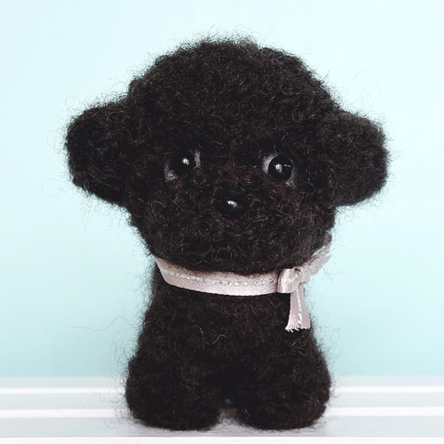 トイプードル（ブラック 黒）の羊毛フェルト 犬 羊毛フェルト chai