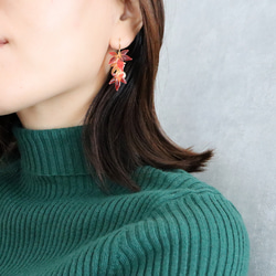 色葉散る　紅葉のピアス/イヤリング 2枚目の画像