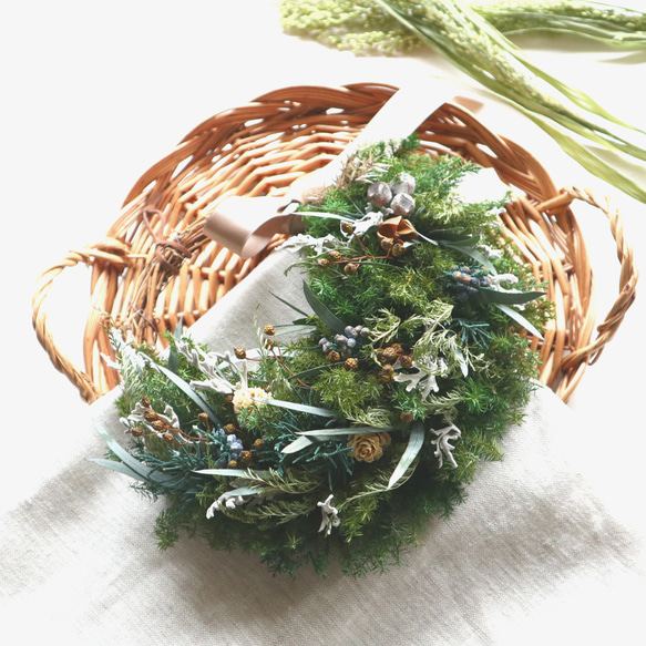 森のクリスマスリース リース viento 通販 12687644｜Creema(クリーマ)