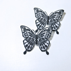 蝶刺しゅう（オーガンジー生地）ワッペン　アイロン接着２枚セット 1枚目の画像