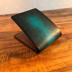 革の手染め- 二つ折り財布 / グリーン（緑+青） ミニ財布・コンパクト