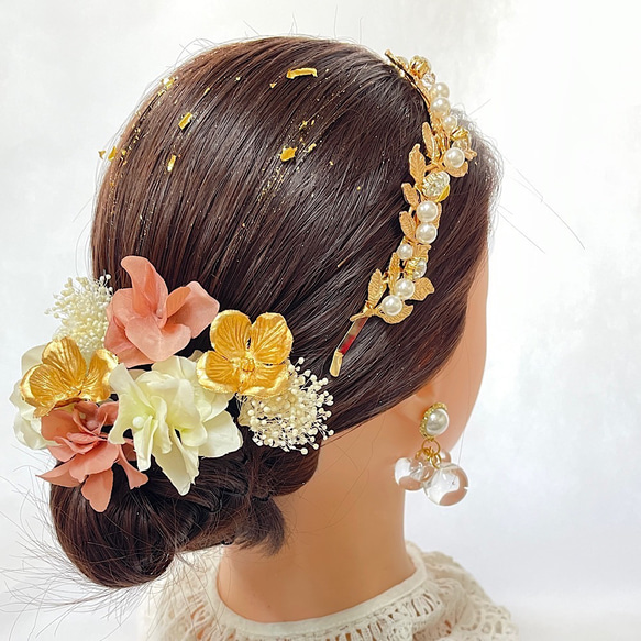 成人式髪飾り　ホワイトゴールドピンクミックス　カチューシャとお花の髪飾り　成人式　卒業式　結婚式　和装からドレスまで 1枚目の画像