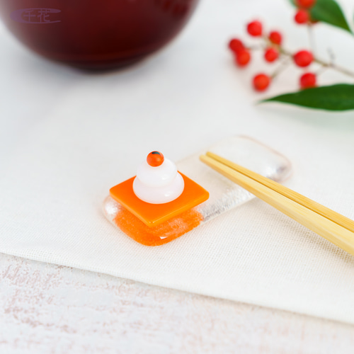 ガラスの箸置き＊鏡餅＊オレンジ［ID：C06103-1］ 箸・箸置き 千花