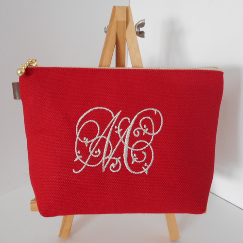 レッド帆布の選べるイニシャル刺繍のポーチ 14 16 18 20