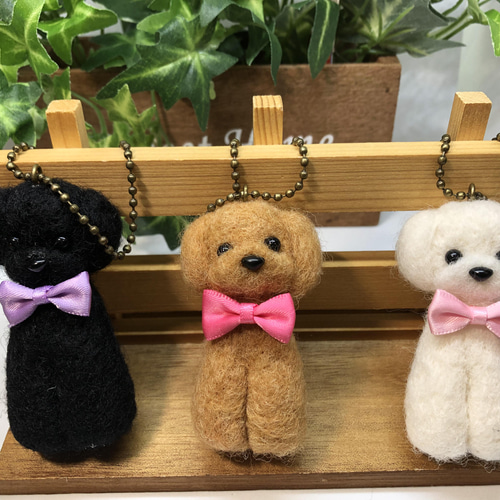受注制作】おとママの羊毛フェルト トイプードル ミニストラップ 羊毛  