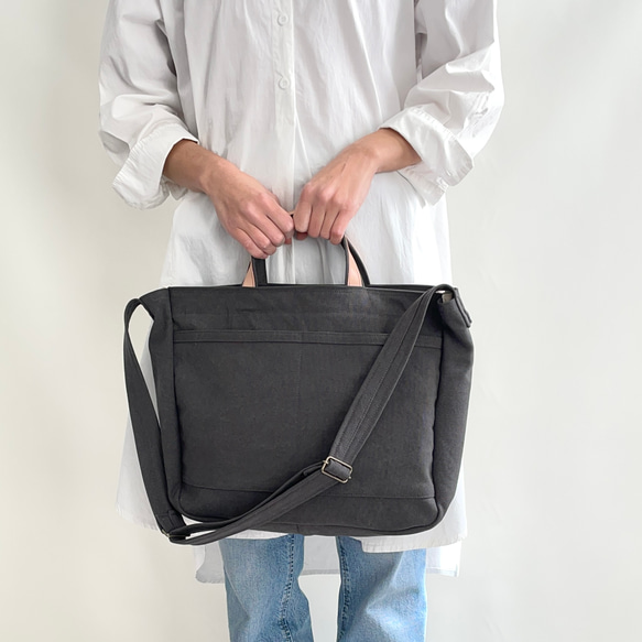 大人のこなれショルダーバッグ＊ウォッシュ帆布＋栃木レザー＊2way＊チャコール 2枚目の画像