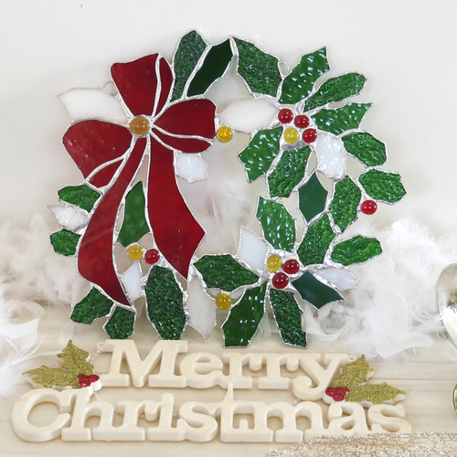 ✴︎:.。光の魔法を纏うステンドグラスのクリスマスリース ✴︎:.｡光の魔法を纏うステンドグラスのクリスマスリース