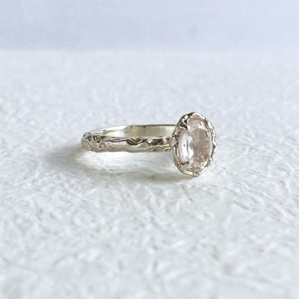 ローズクオーツのリング【Melty ring＜oval Rose quartz＞】 7枚目の画像