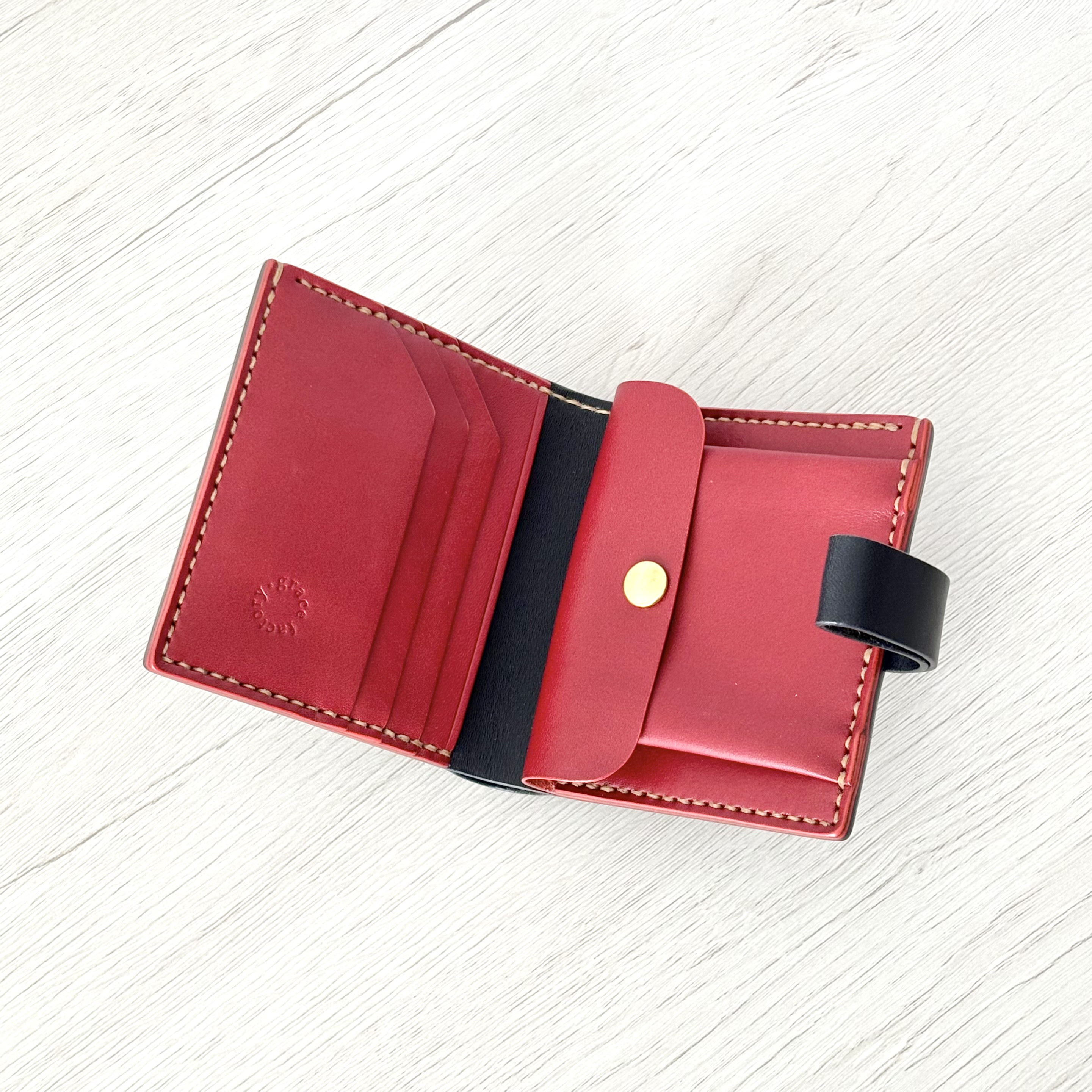 手帳のようなミニ財布m｜ネイビー×赤〈在庫品〉