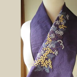 半衿・ミモザとカスミソウkatagawa布(紫色）（上前に刺繍が入り